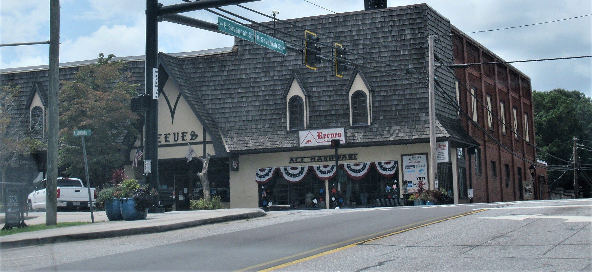 Reeves Clayton Main Street